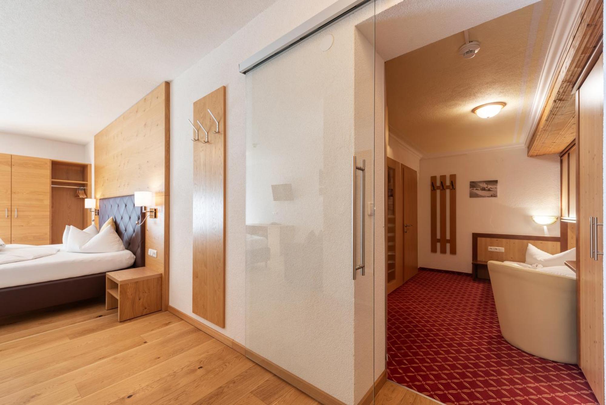 Hotel Enzian Paznaun See Exteriér fotografie